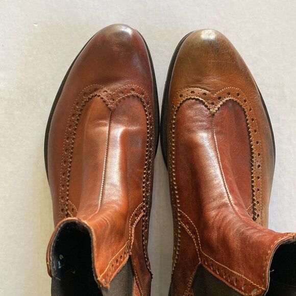 RSVP Collection Men’s Chelsea Wingtip Boots Size 10US. Made in Italy.